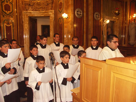 H5 Altar Boys Choir sing Eucharistic hymns