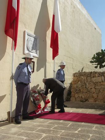 C3 Mr Vincent Grech fro the Culture Division places a wreath