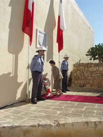 C2 Hon Gozo Minister G Debono places a wreath