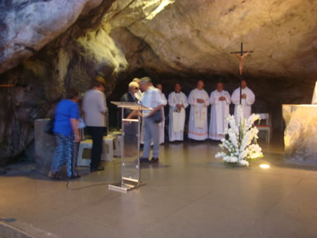 E4 celebrating Mass in the Grotta