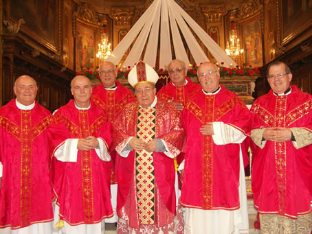 E2 The six concelebrants with Bishop Cauchi