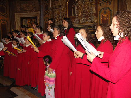 E3 Choir sings during Offertory