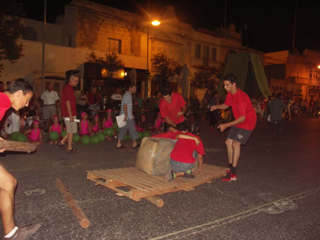 C6 Giganti pulling megaliths