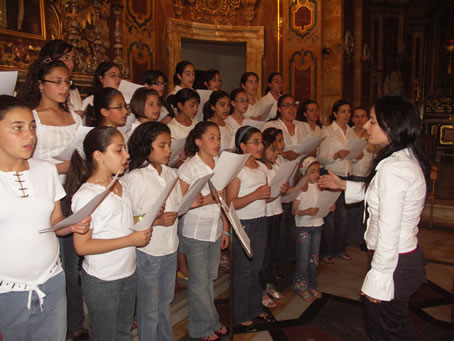 B4 Voci Angeliche Choir