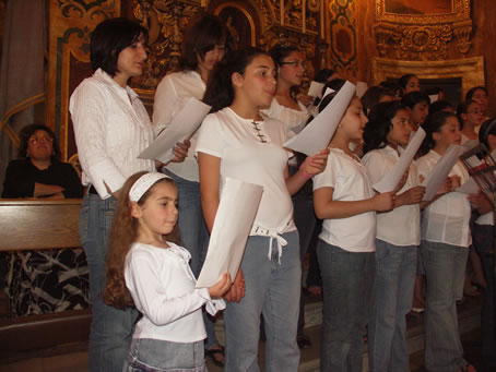 B5 A very young chorister