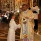 K6 Archpriest hands certificate of the occasion