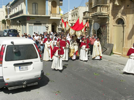 G3 Arriving in Victory Square