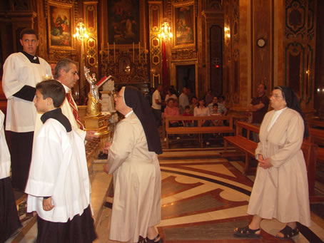 D1 Franciscan Sisters of the Heart of Jesus