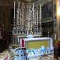 B2 The High Altar with cards and the relic