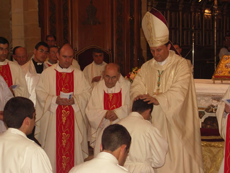 D8 H.L. Bishop grech ordaining Richard N Farrugia