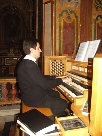 A6 Organist Fr Michael Curmi