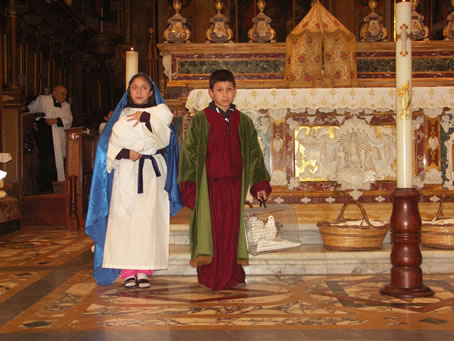 B1 Mary and Joseph in the Temple with Baby Jesus