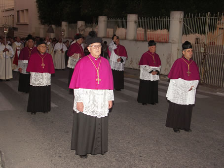 L3  Procession in Triq it-Tigrija with School in background