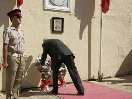 D9 Chairman National Celebs Comm Mr V Grech placing bouquet