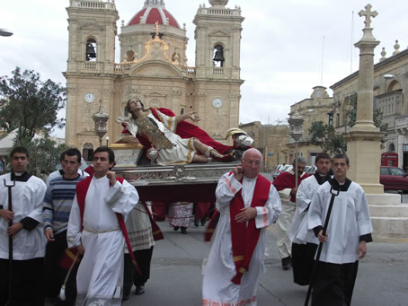 C3 Procession in Victory Square