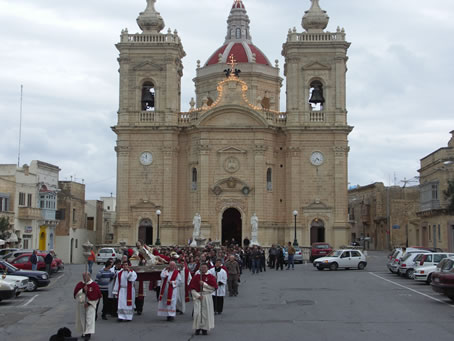 C1 Procession in Victory Square