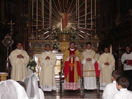 C1 The four Rev Deacons with Mgr Archpriest