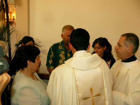 H5 Holy Communion