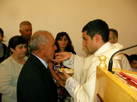 H4 Holy Communion