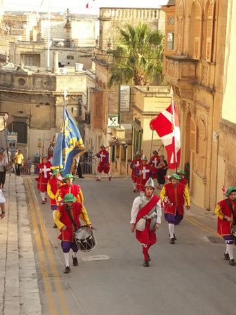 B7 Marching up Castle Street