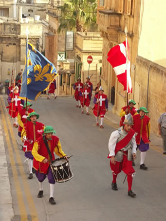 B8 Marching up Castle Street