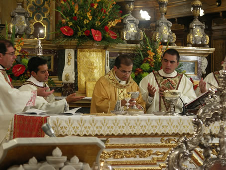 H2 Consecration of the chalice