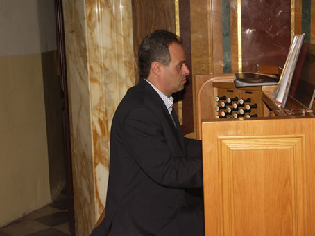 D5 Mro J Galea on the organ