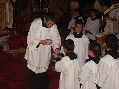 G4 Holy Communion