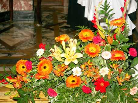 F4 Flower arrangement