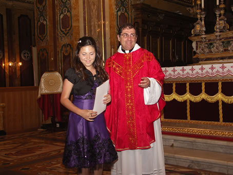 G6 Archpriest hands certificate of Confirmation