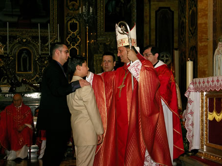 E8 Administration of Sacrament of Confirmation