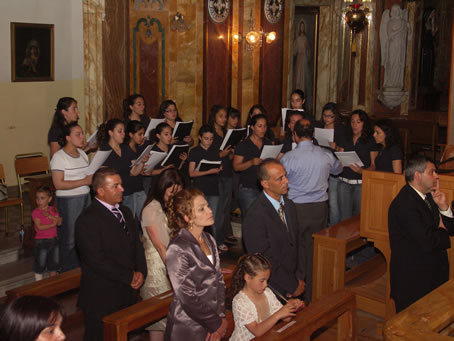 B7 Choir Voci Angeliche singing the Veni Creator