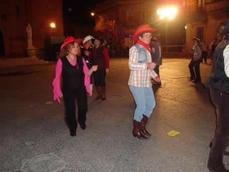 I8 Gozo Friends Line Dancers