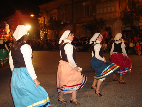 B6 Traditional Dance by Xaghra Folklore Group