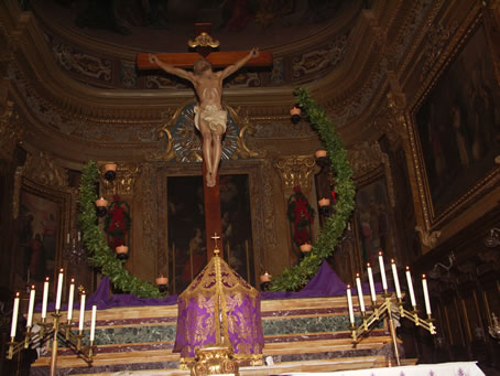 G7 The High Altar