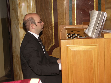 D6 Organist Dr Joseph Camilleri