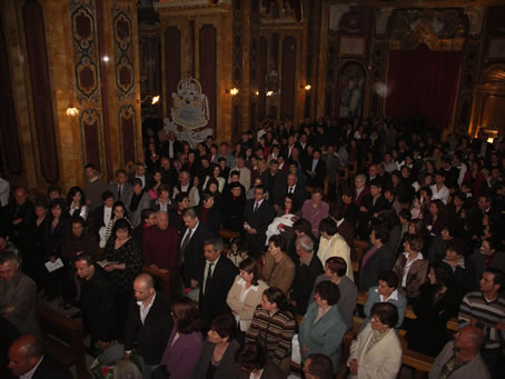 B4 Procession up the nave