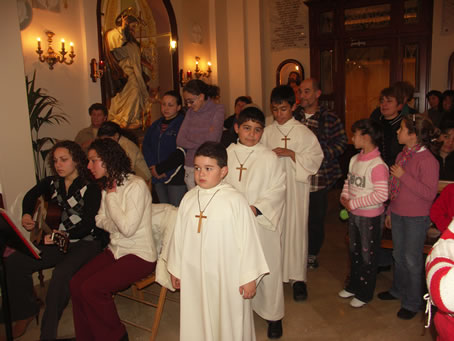 B3 Procession with Offerings