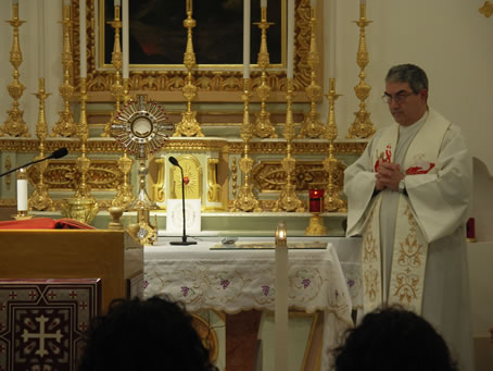 E6 Exposition of Blessed Sacrament