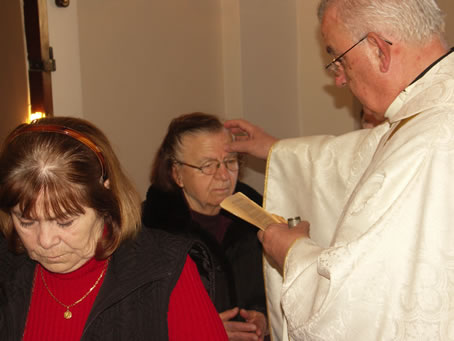 D6 Sacrament of Anointing with the Holy Oils