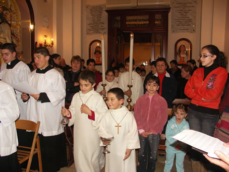 A1 Altar boys lead procession to altar