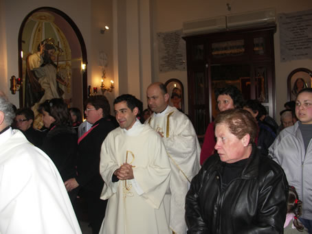 A7 Procession to altar