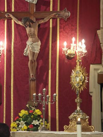 I8 Jesus on the Cross - Jesus the Holy Eucharist