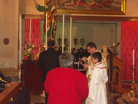 H3 Holy Communion