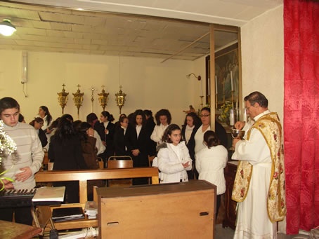 F2 Holy Communion