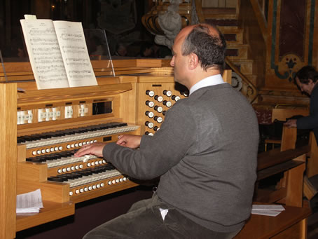 F4 Organ playing Hymn to St Joseph