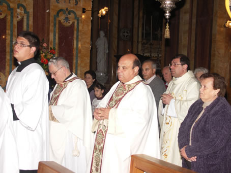 A4 Procession to the High Altar