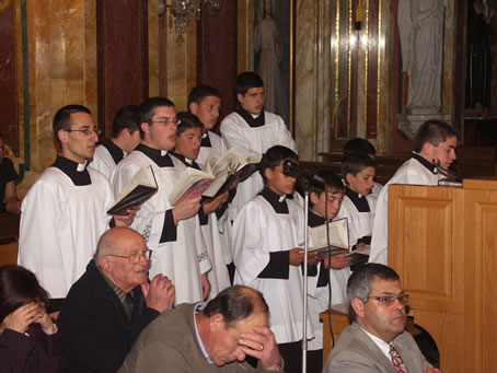 E7 Altar Boys Choir singing Hymn to St Joseph