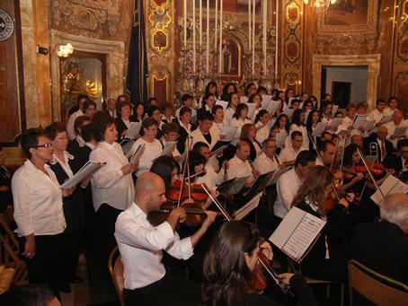 A5 Choir Maria Bambina and Orchestra