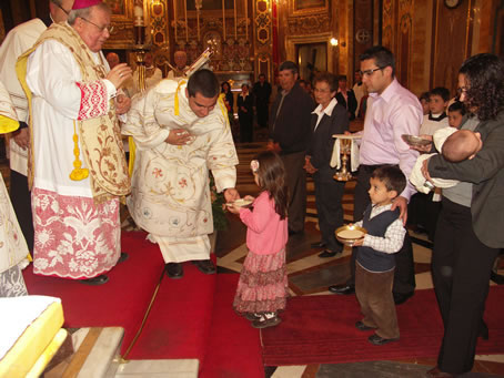 C6 Young Parishioners active during Mass